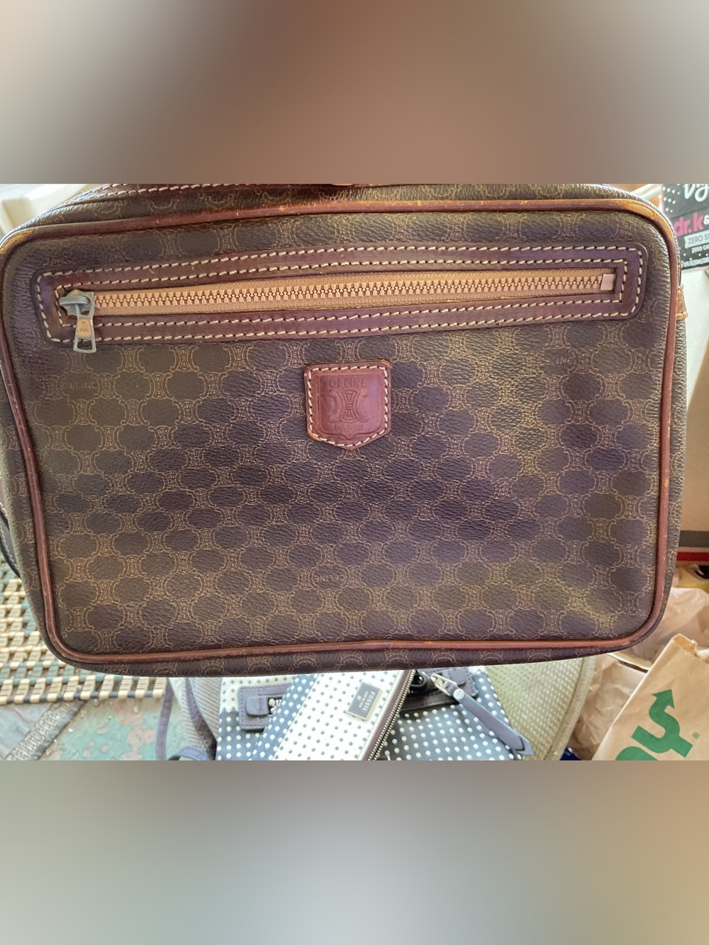 CELINE MACADAME POUCH WRISLET - Picture 3 of 12